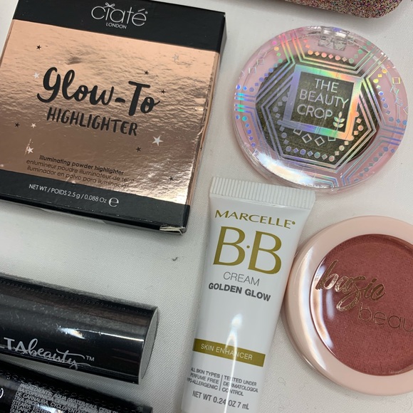 🌟 Pink Glitter Makeup Bag with 7 freebies - Picture 4 of 6